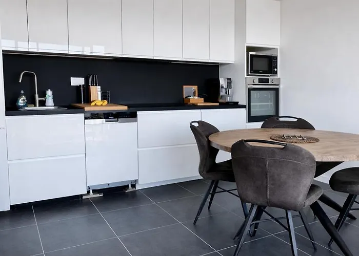Luxury With Balcony & Rooftop Appartement Nice