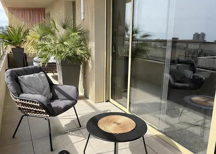 Luxury With Balcony & Rooftop Apartamento Nice