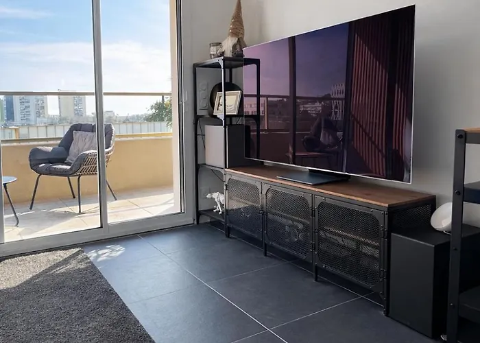Luxury With Balcony & Rooftop Apartamento *