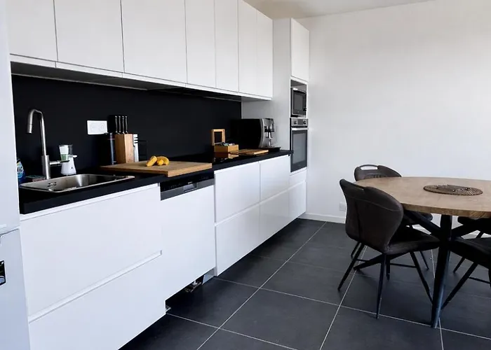 Lejlighed Luxury With Balcony & Rooftop Nice